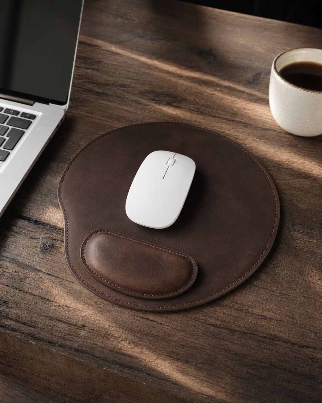 The Sollievo Leather Mouse Pad